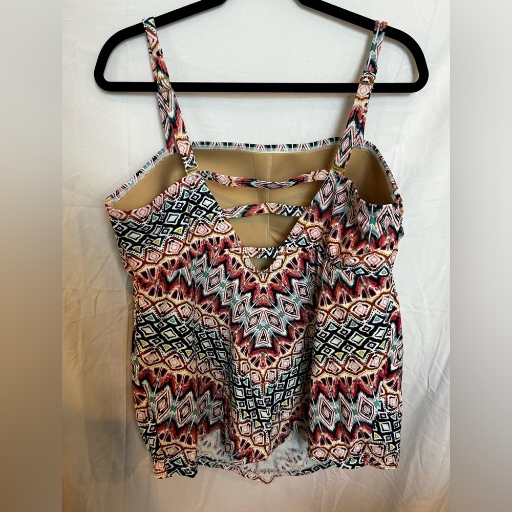 Swim by Cacique Plus Size Aztec Tankini Handkerchief Hem Size 22 - Picture 2 of 6